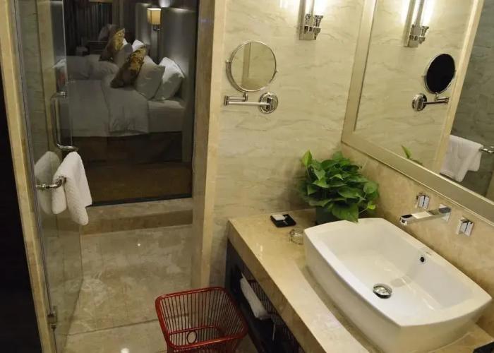 Dong Cheng Jing Jiang Hotel