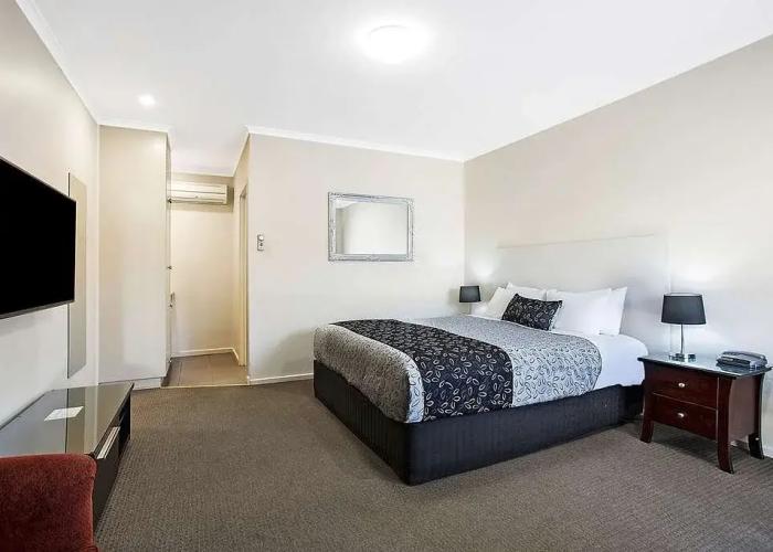 Comfort Inn May Park