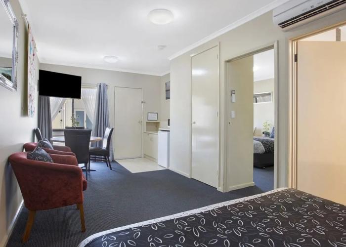 Comfort Inn May Park