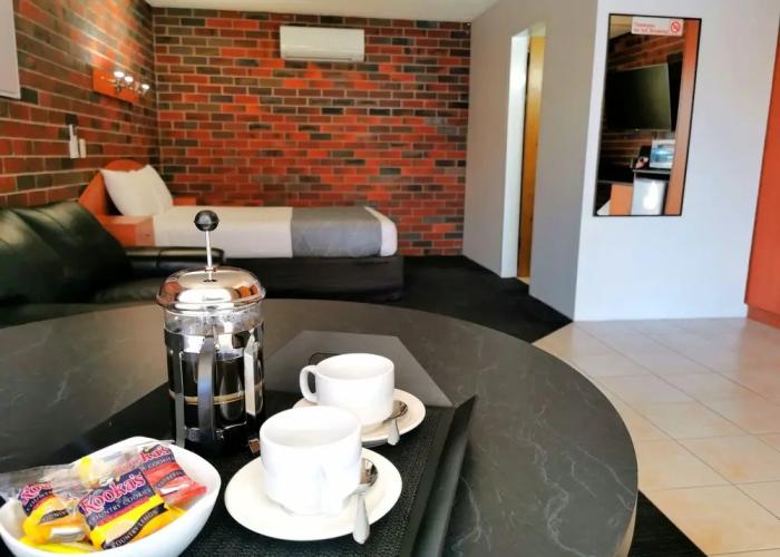 Townhouse Motor Inn