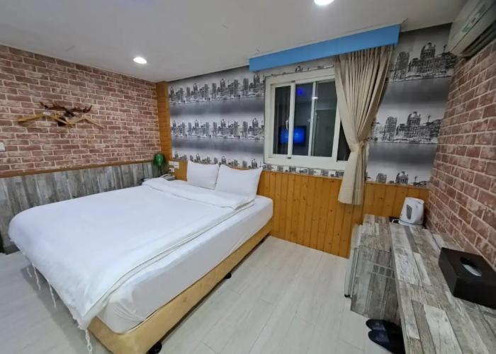 Bin City Hotel