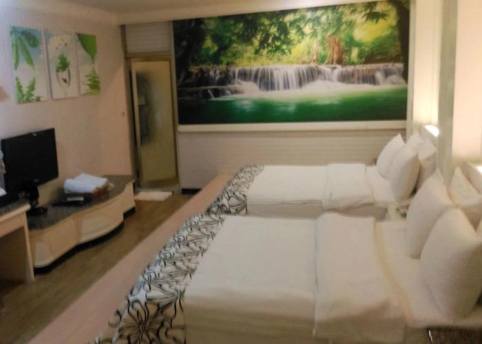 HeYue Hotel