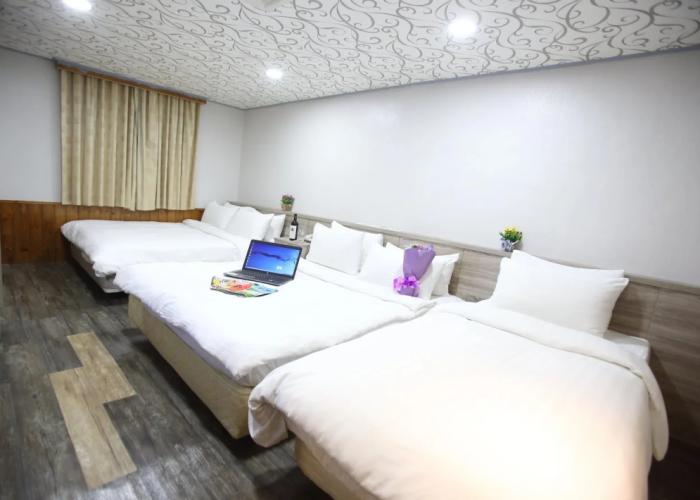 Funhouse Hsinchu