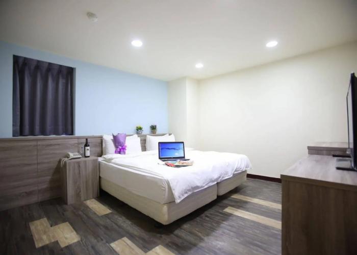 Funhouse Hsinchu