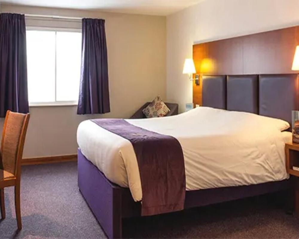 Premier Inn Hatfield