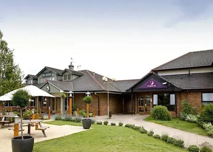 Premier Inn Hatfield