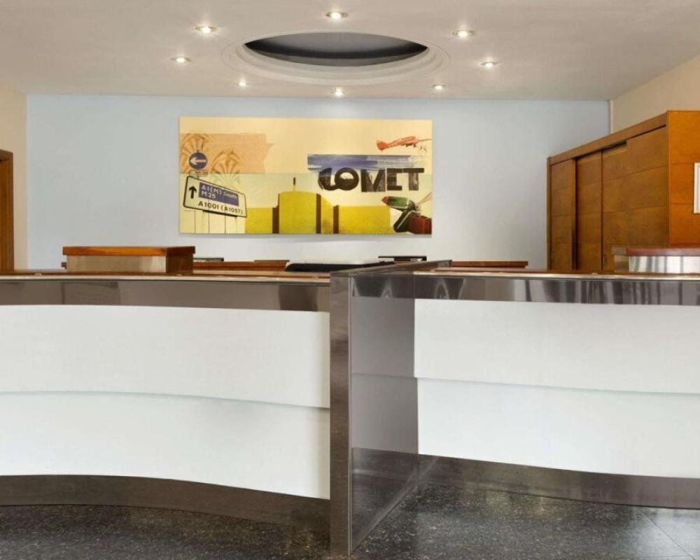 The Comet London Hatfield