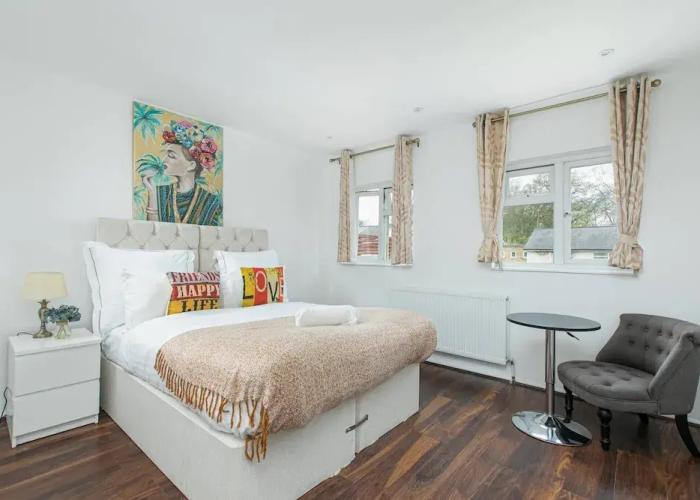 Skyvillion - 2bed House W Grdn&parking In Hatfield