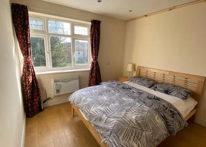 1-bed Unit 10 Minute Drive From Hellfire Caves