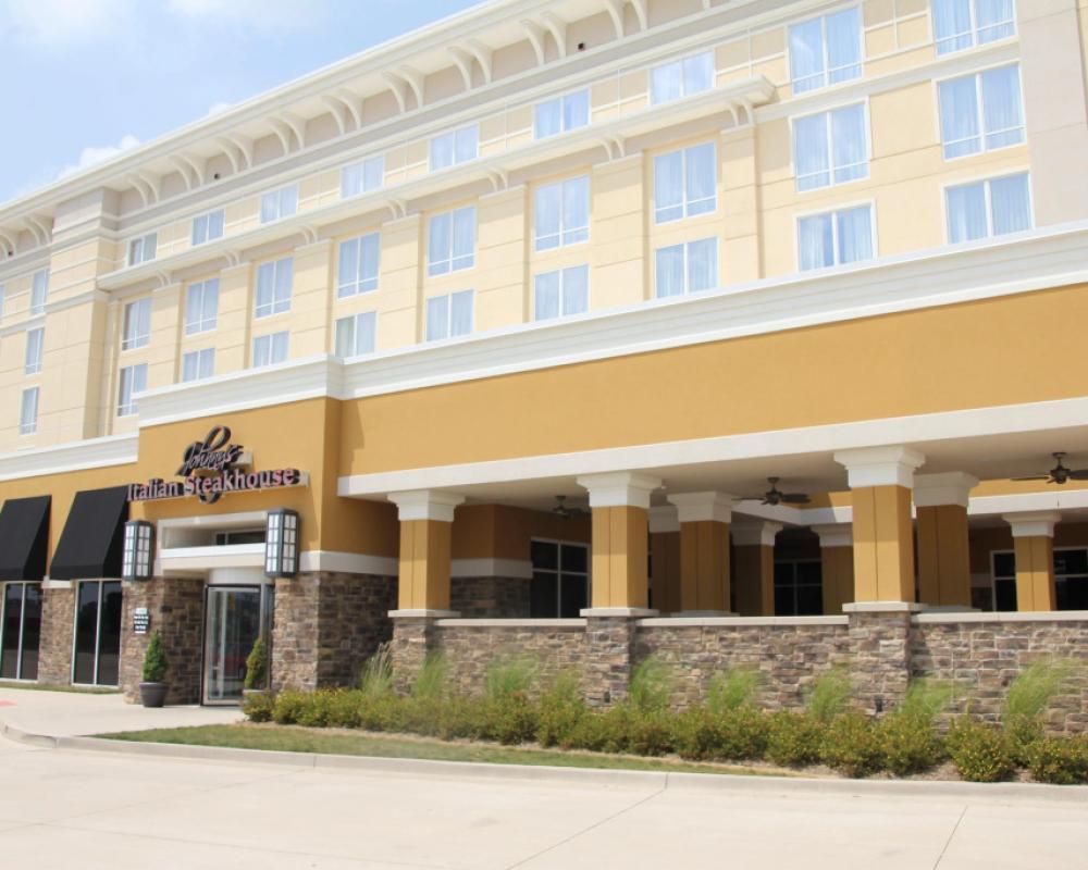 Holiday Inn Hotel & Suites East Peoria by IHG