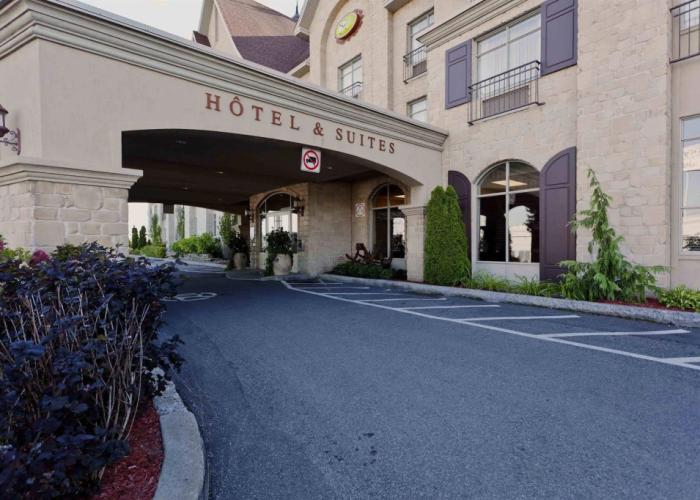 Le St-Martin Hotel & Suites Laval