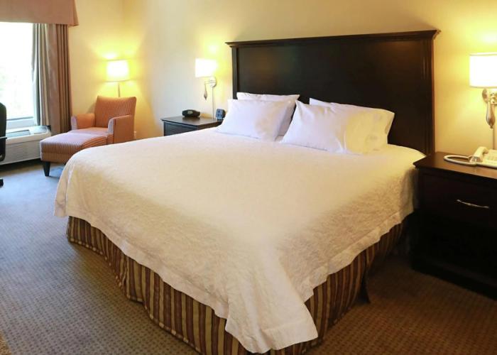 Hampton Inn & Suites by Hilton Laval