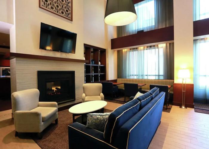 Hampton Inn & Suites by Hilton Laval