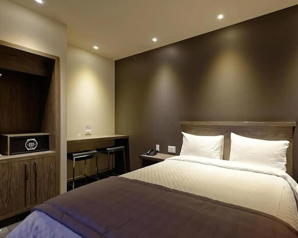 фото Hôtel Ô Laval