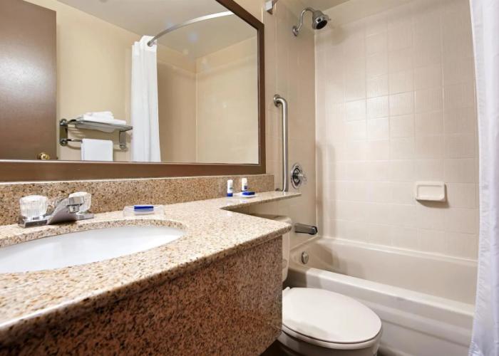 Best Western Laval-Montreal