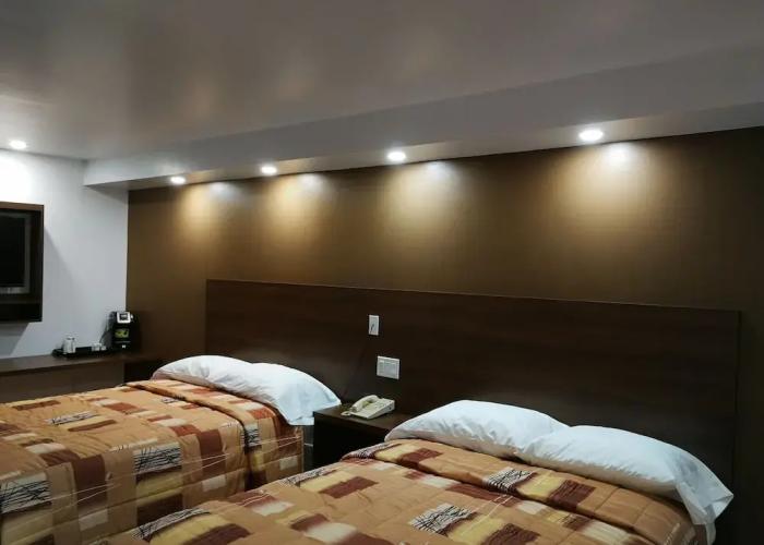 Motel Chez Nous