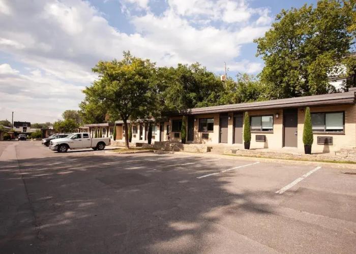 Motel Newstar Laval