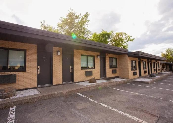 Motel Newstar Laval
