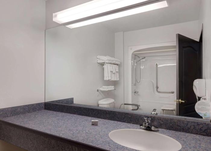 Days Inn by Wyndham Edmundston