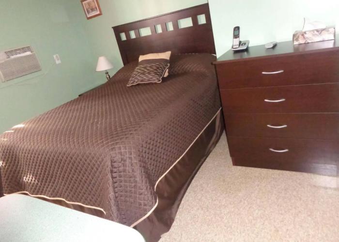 Happy Motel