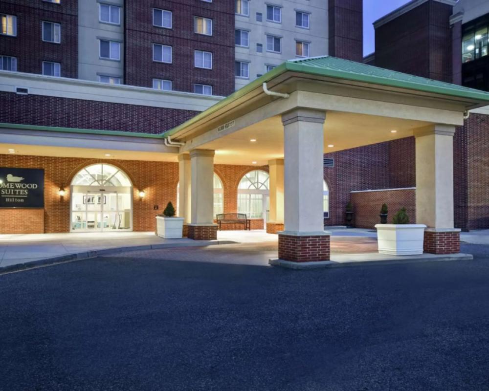 Homewood Suites by Hilton Edgewater