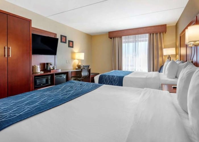 Comfort Inn Edgewater on Hudson River