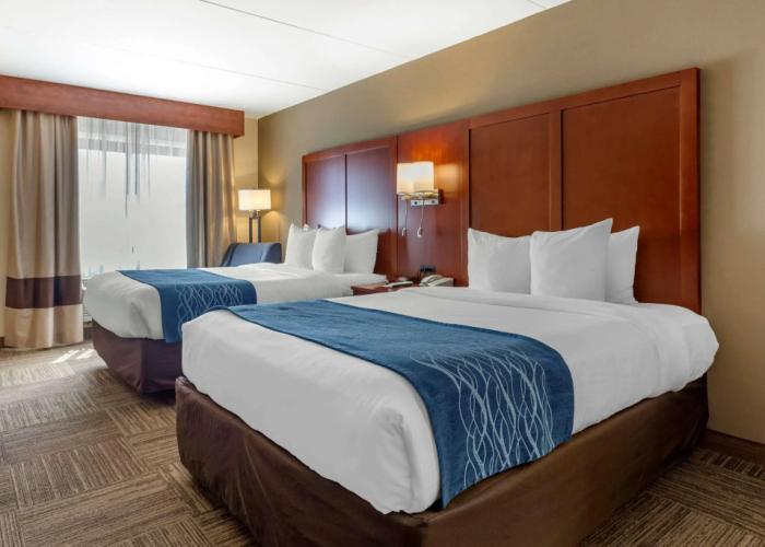 Comfort Inn Edgewater on Hudson River