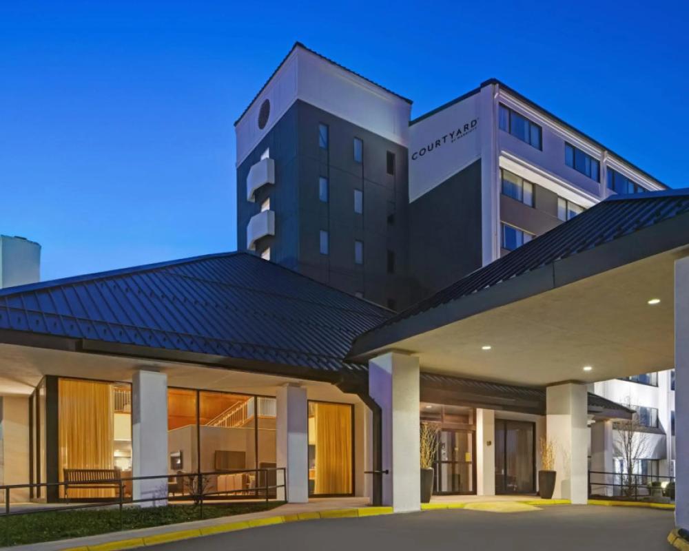 Courtyard Chicago Elmhurst/Oakbrook Area