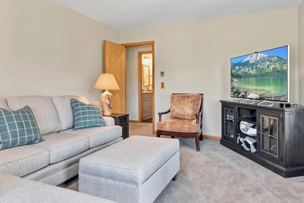 Aspen Spirit Vacation Home At Windcliff 3 Bedroom Home by RedAwning