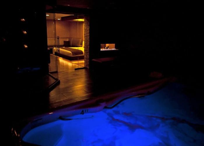 The Champagne Lodge & Luxury Suites