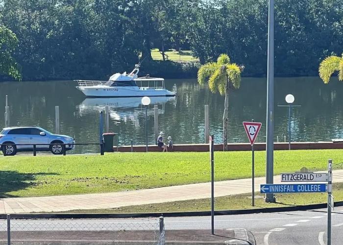 Innisfail Riverfront Motel