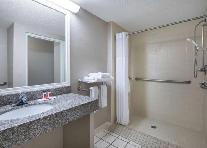 Baymont Inn and Suites Douglasville Atlanta