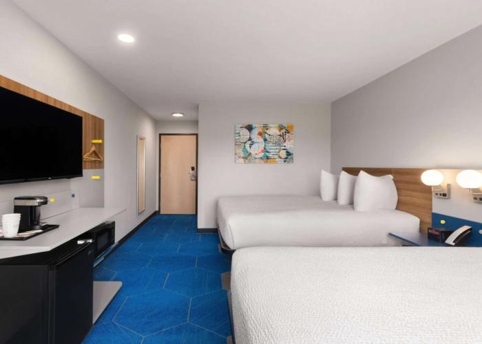 Microtel Inn & Suites by Wyndham Independence