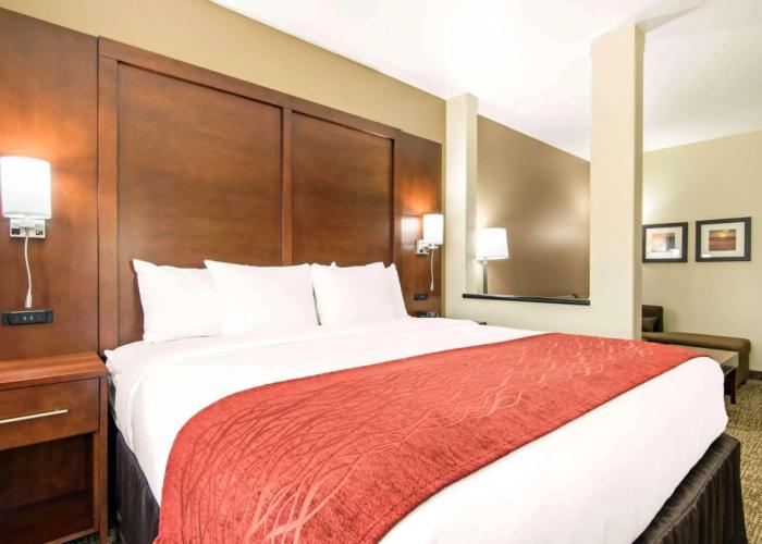 Comfort Inn & Suites Independence