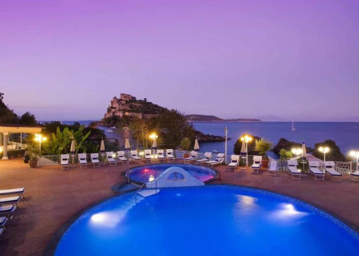 Strand Hotel Terme Delfini