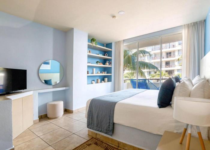Ixchel Beach Hotel