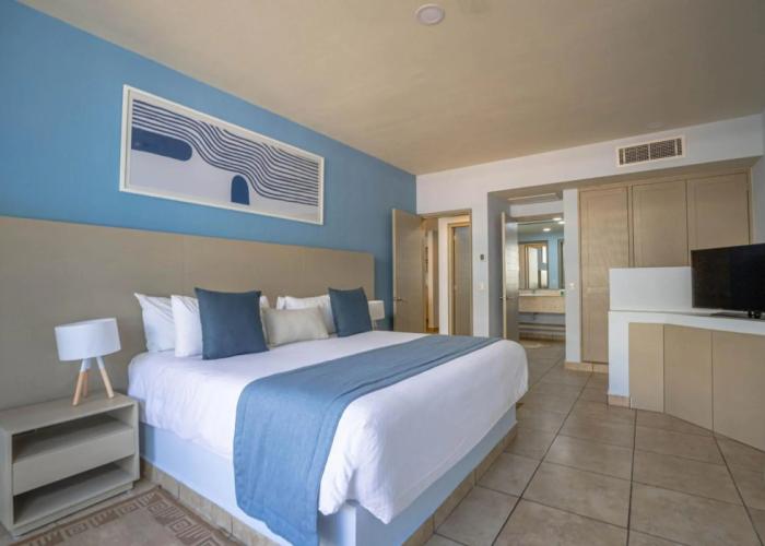 Ixchel Beach Hotel