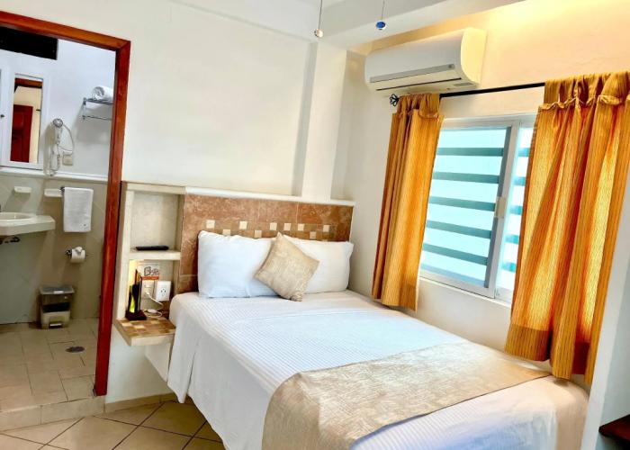 Hotel & Restaurant Bucaneros, Isla Mujeres