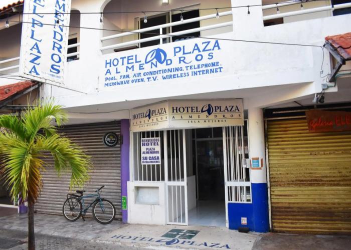 Hotel Plaza Almendros, Isla Mujeres