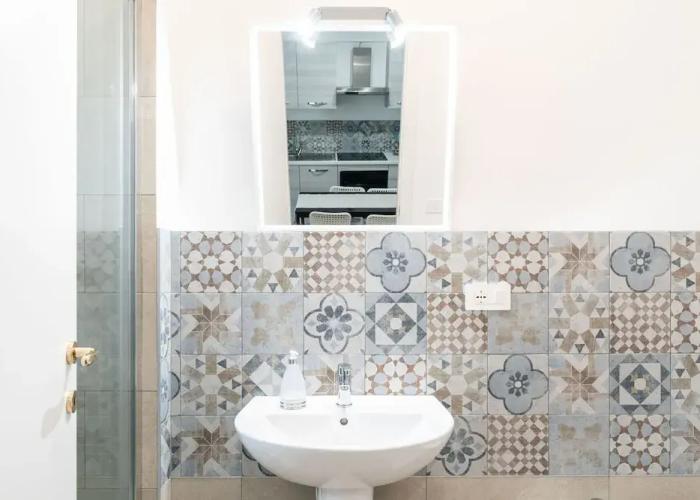 Bari Station Classic Apartment by Wonderful Italy