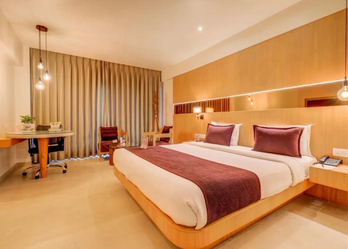 The SSK Solitaire Hotel & Banquets