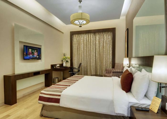 Express Inn The Business Luxury Hotel