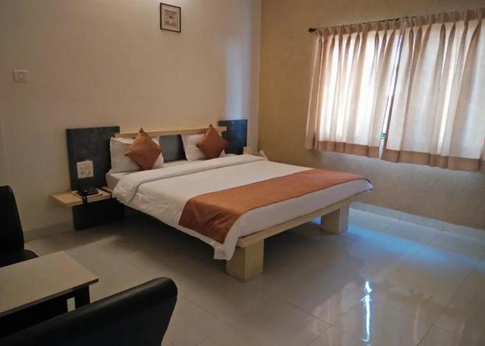 Hotel Cool Palace