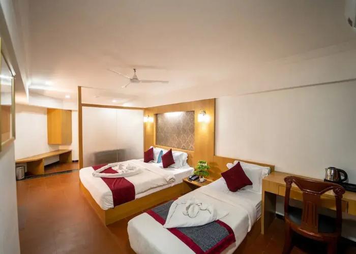 Hotel Kewal
