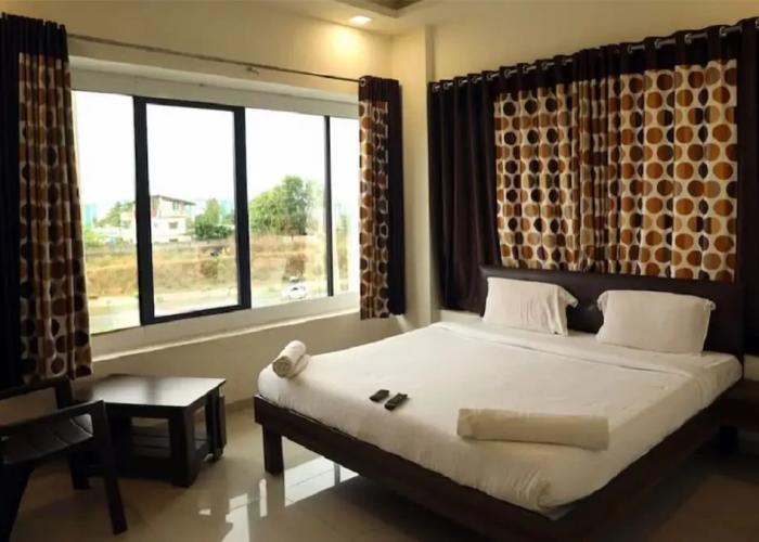 Hotel Krushna Express Inn