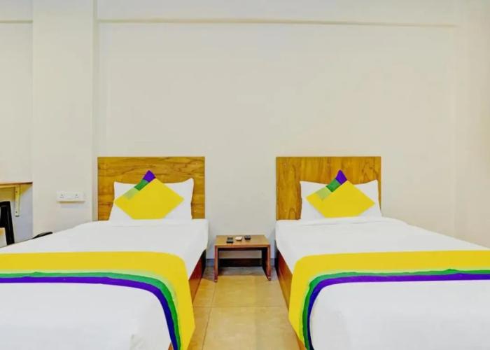 Itsy Hotels Oasis Pride