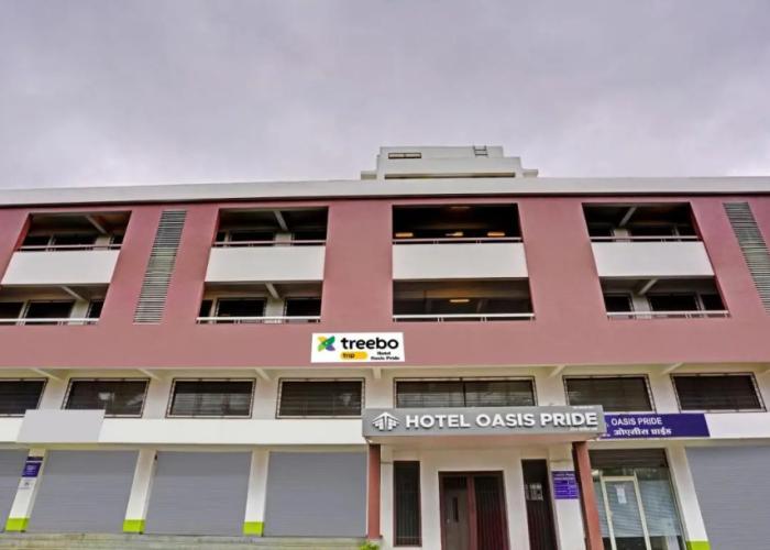 Itsy Hotels Oasis Pride