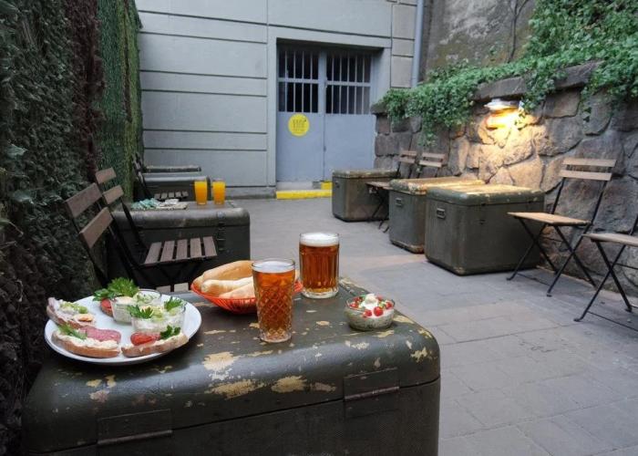 10-Z Bunker - Hostel