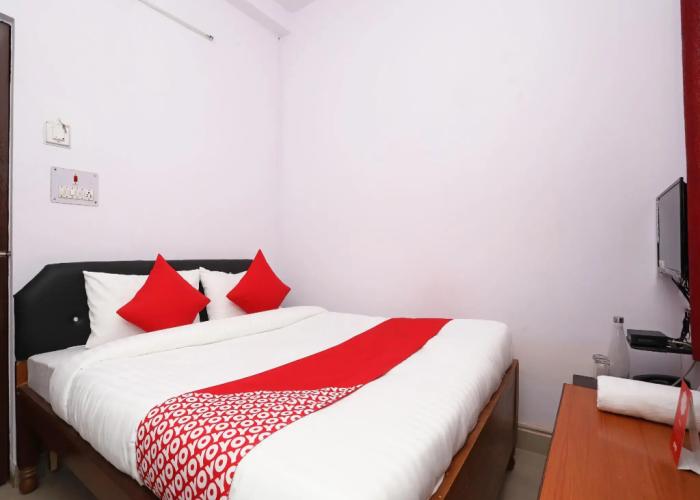 Collection O 30922 Hotel Aditya Inn