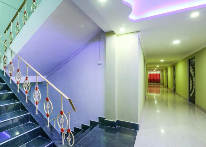 OYO Flagship 70422 Hotel Lokenath